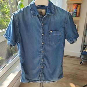 Mens Medium Zara Denim Blue Jean Short Sleeve Button Down Shirt w/ Pocket 👕